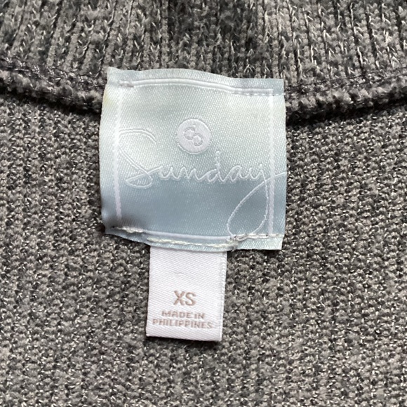 SUNDAY GRAY CARDIGAN SIZE XS - Picture 3 of 16